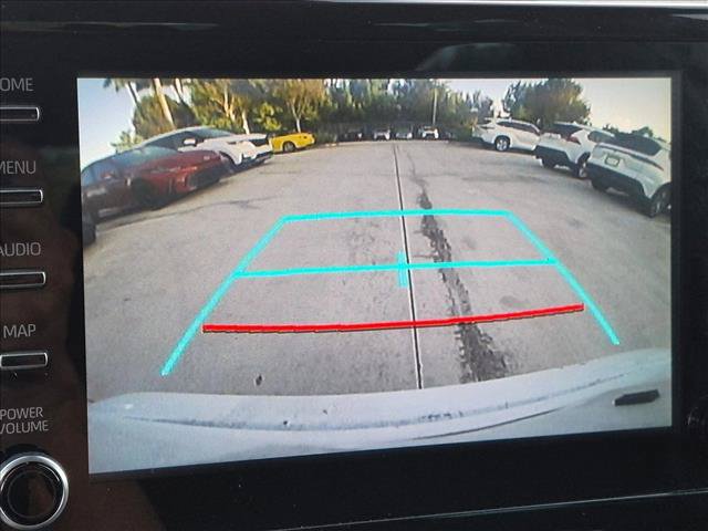 Used 2020 Toyota Corolla LE FWD image 11