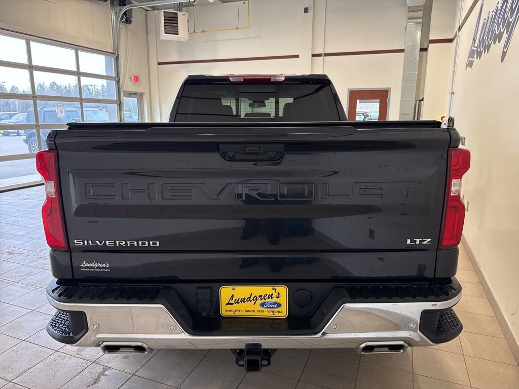 Used 2024 Chevrolet Silverado 1500 LTZ w/ LTZ Premium Package image 3
