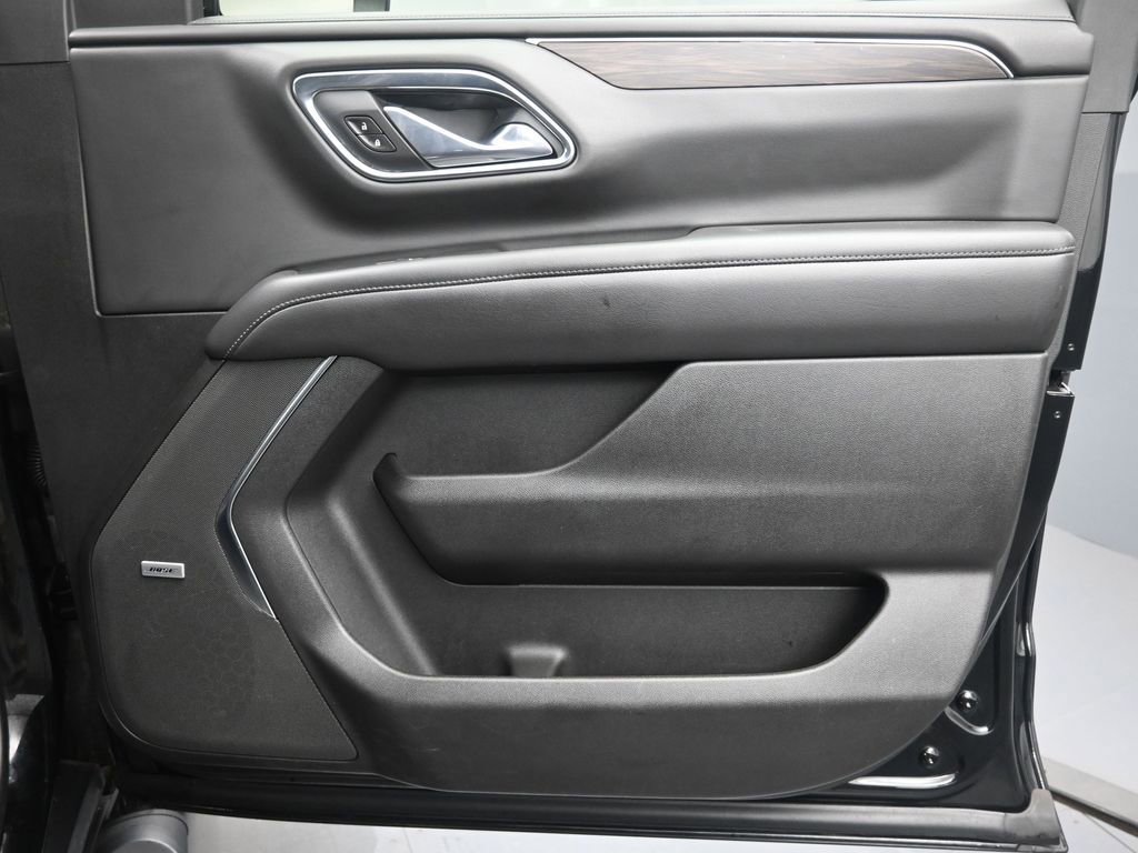 Used 2021 Chevrolet Suburban Z71 w/ Z71 Off-Road Package image 31