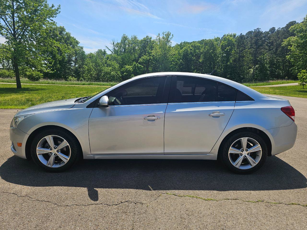Used 2014 Chevrolet Cruze LT FWD image 10