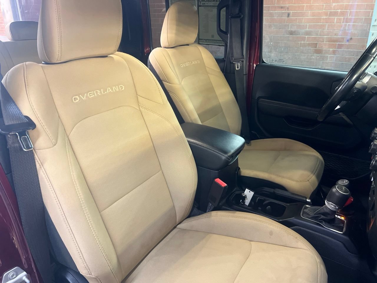 Used 2021 Jeep Gladiator Overland AWD/4WD image 26