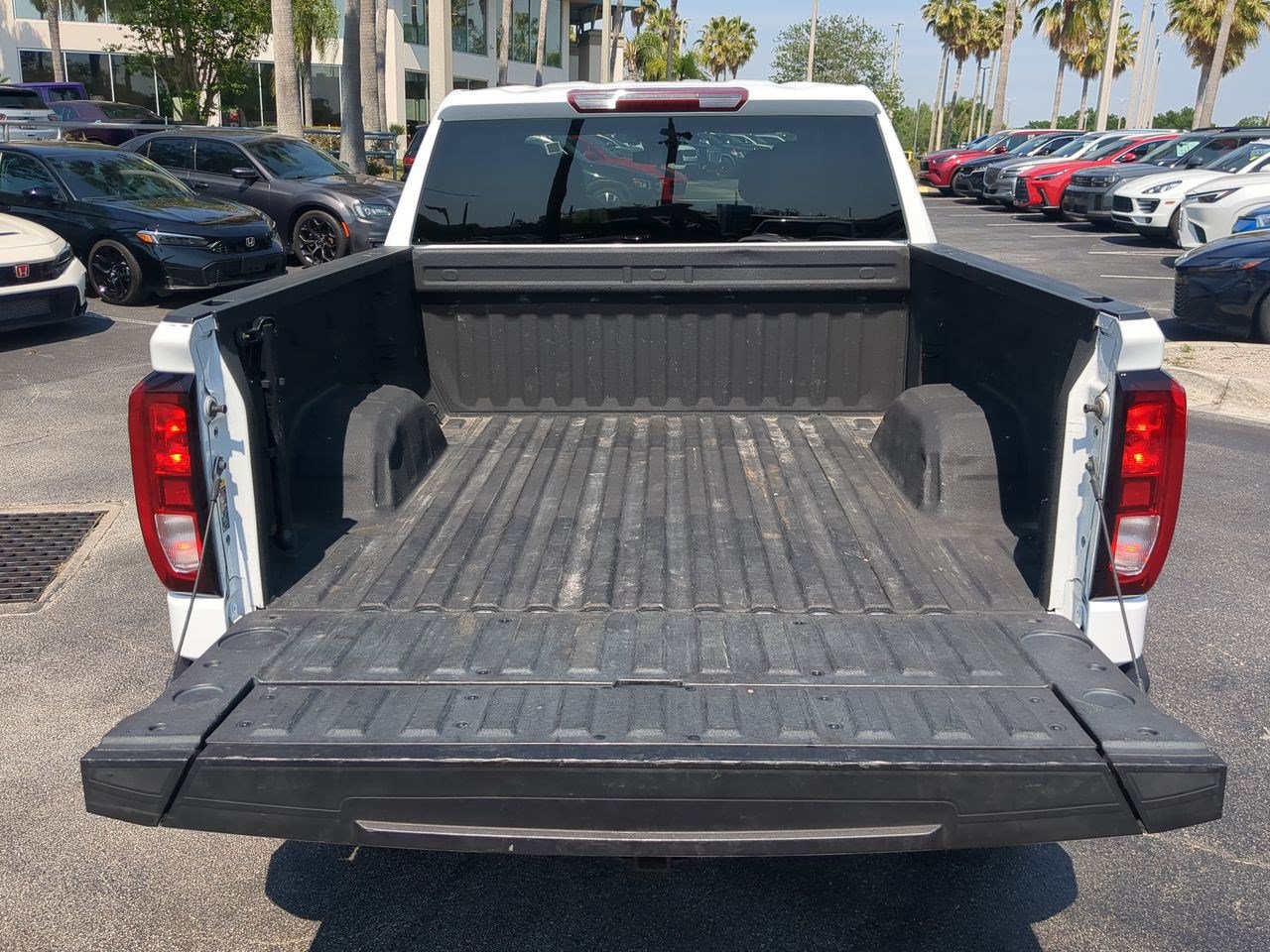 Used 2023 GMC Sierra 1500 SLE AWD/4WD image 15