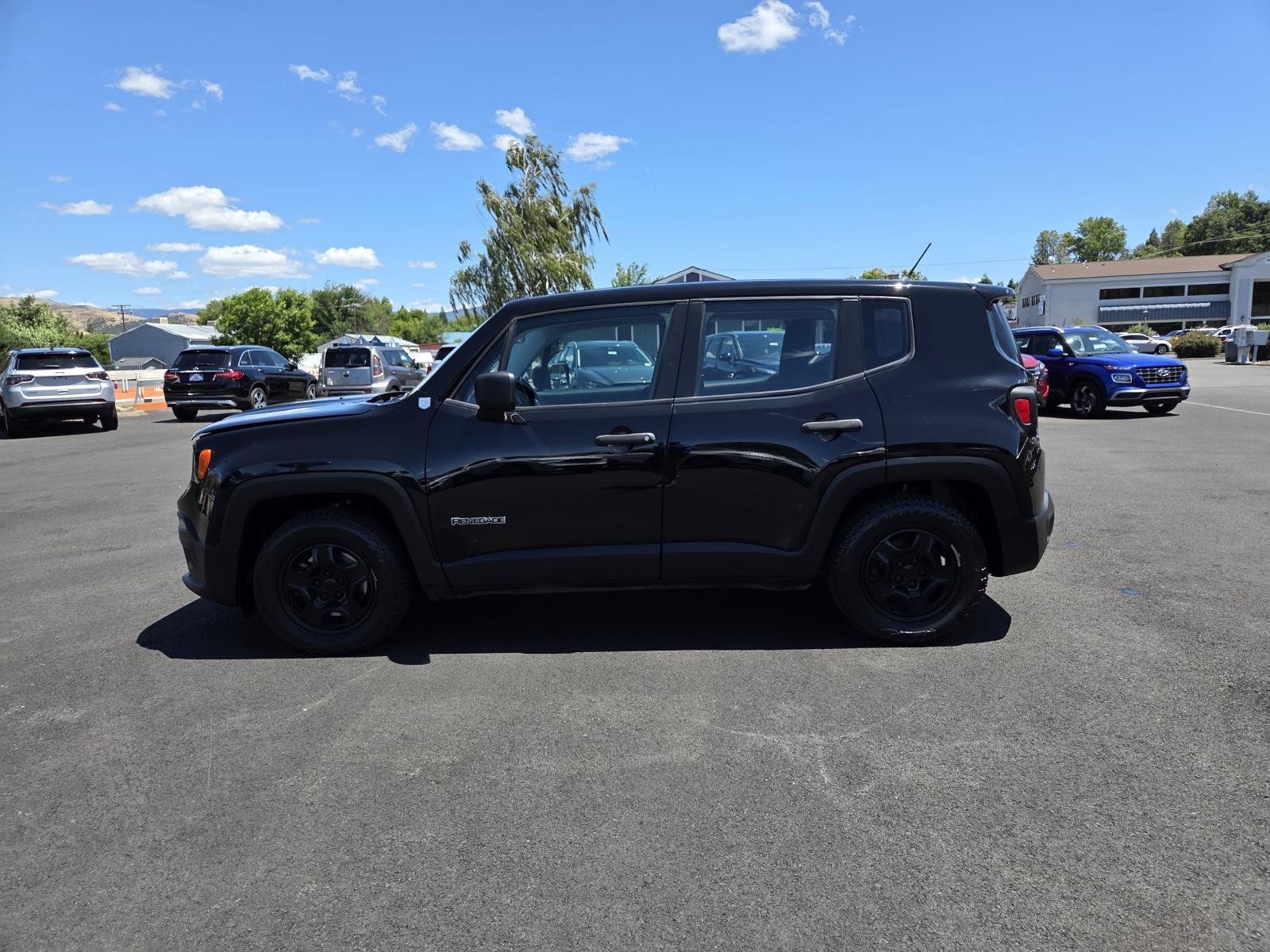 Used 2016 Jeep Renegade Sport w/ Power & Air Group FWD image 8