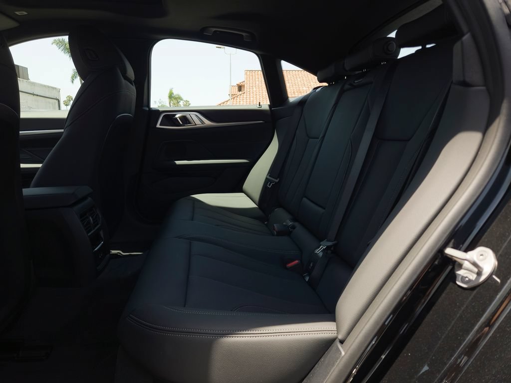 New 2026 BMW i4 eDrive40 w/ Parking Assistance Package RWD image 9
