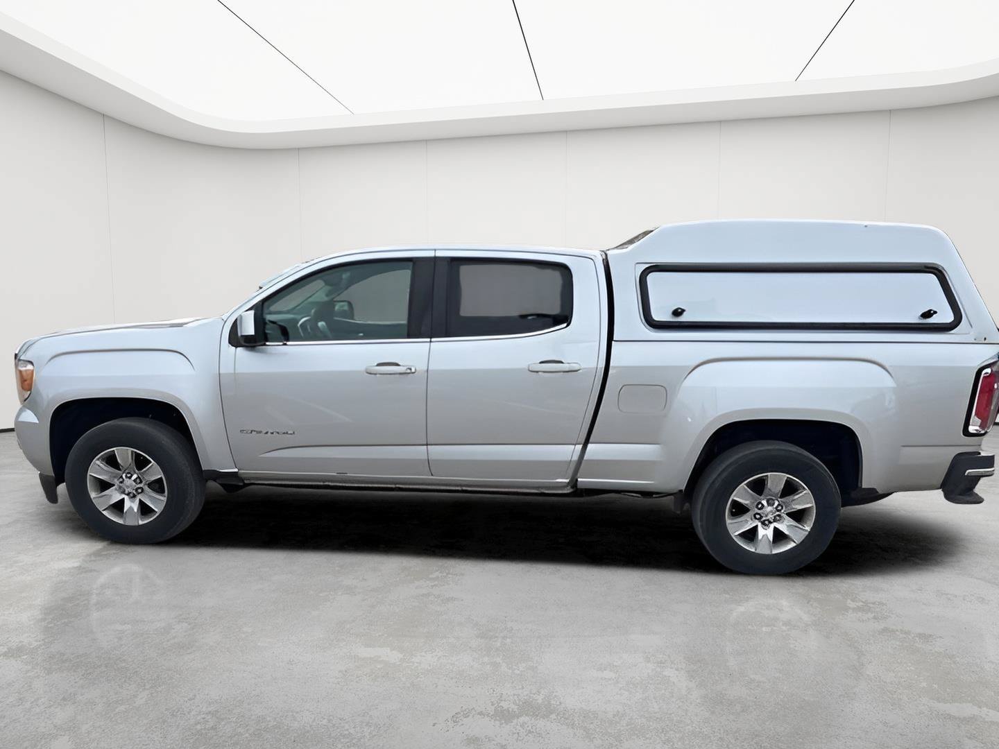 Used 2018 GMC Canyon SLE w/ SLE Convenience Package RWD image 20