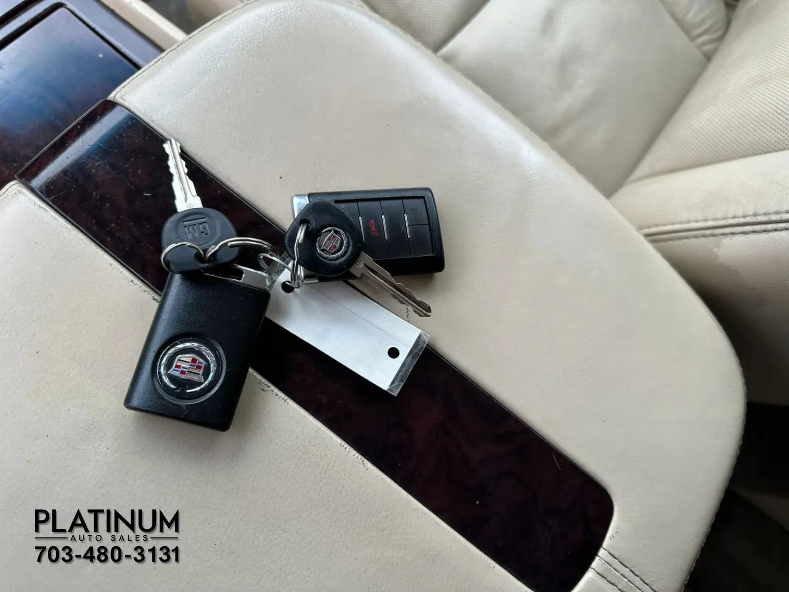 Used 2008 Cadillac Escalade AWD image 24