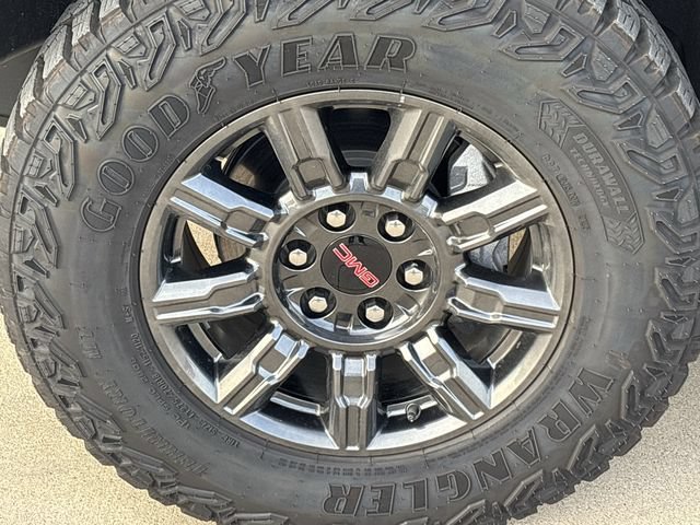 Used 2026 GMC Sierra 1500 AT4X AWD/4WD image 10