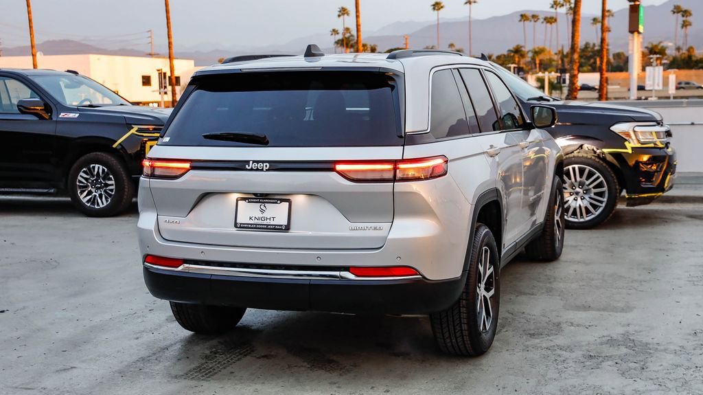 Certified 2024 Jeep Grand Cherokee Limited image 9