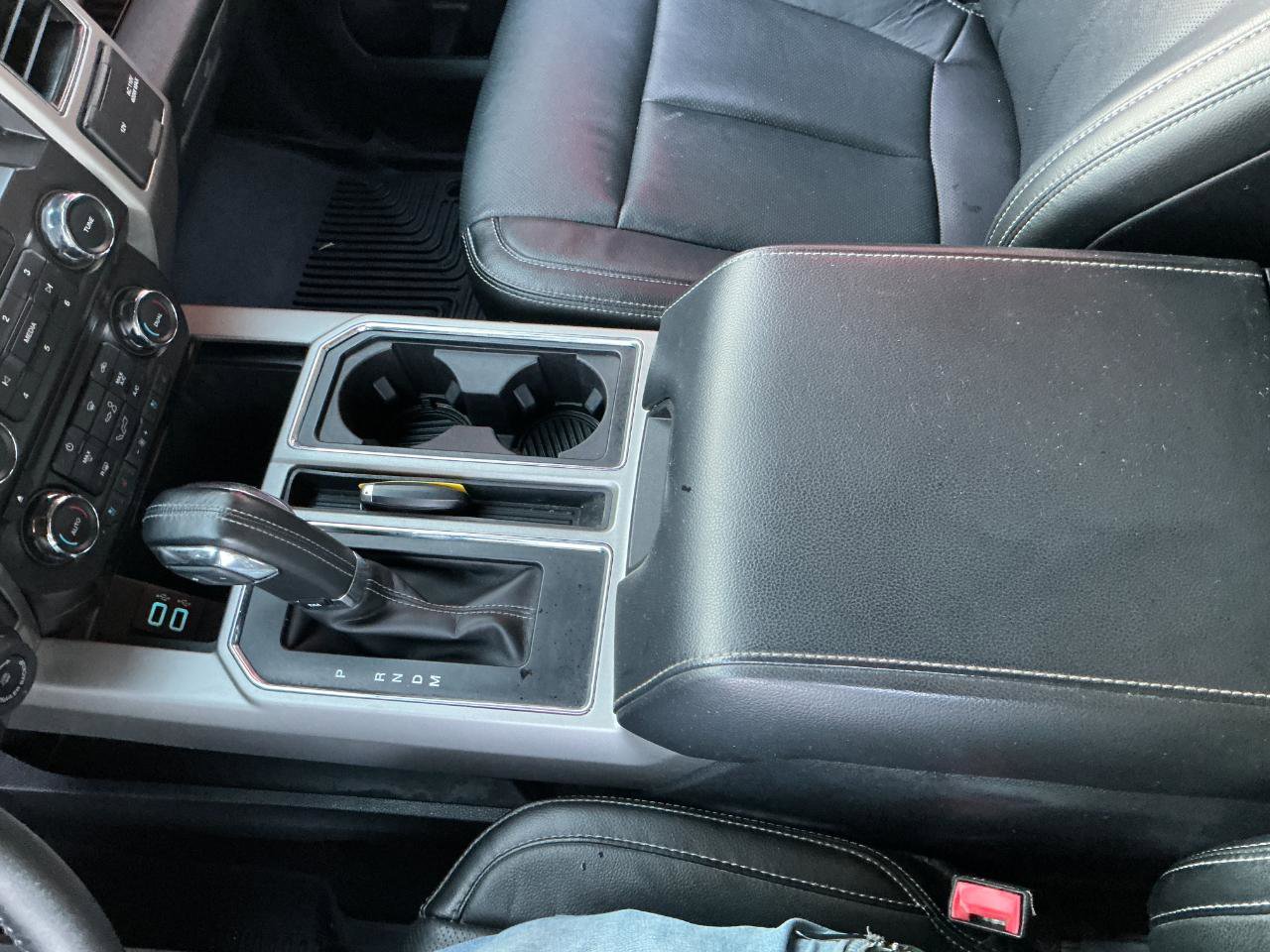 Used 2018 Ford F150 Lariat w/ Max Trailer Tow Package image 15