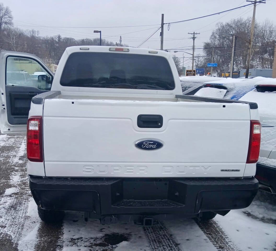 Used 2016 Ford F250 XL w/ Power Equipment Group image 4