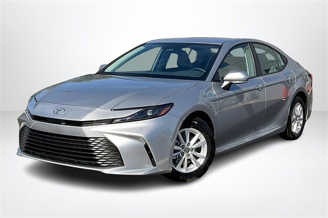 New 2026 Toyota Camry LE image 2