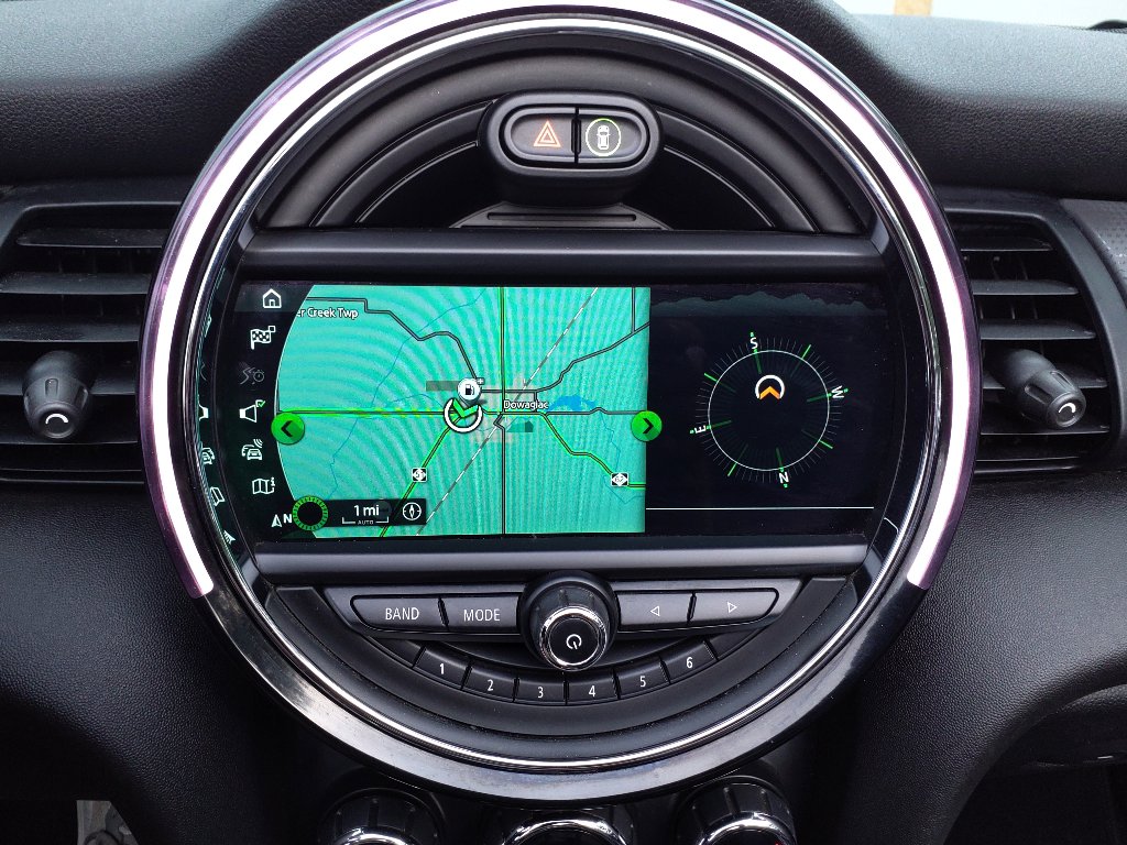 Used 2019 MINI Cooper Cooper image 9