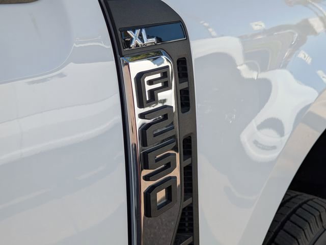 New 2026 Ford F250 XL w/ XL Chrome Package AWD/4WD image 75