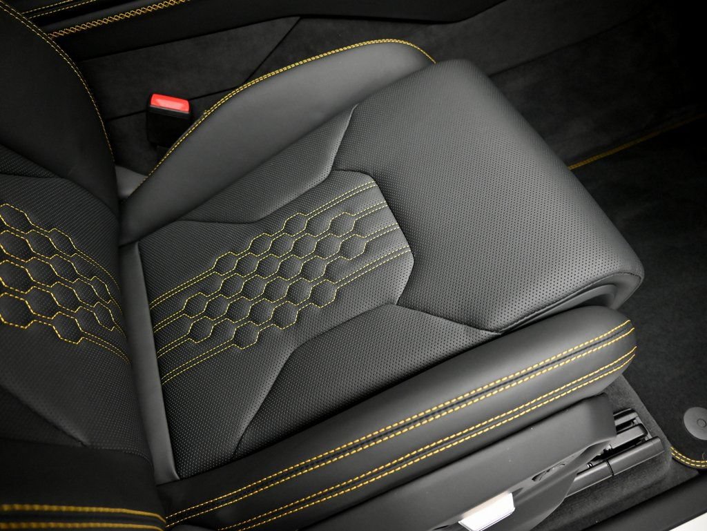 Used 2025 Lamborghini Urus SE AWD/4WD image 18
