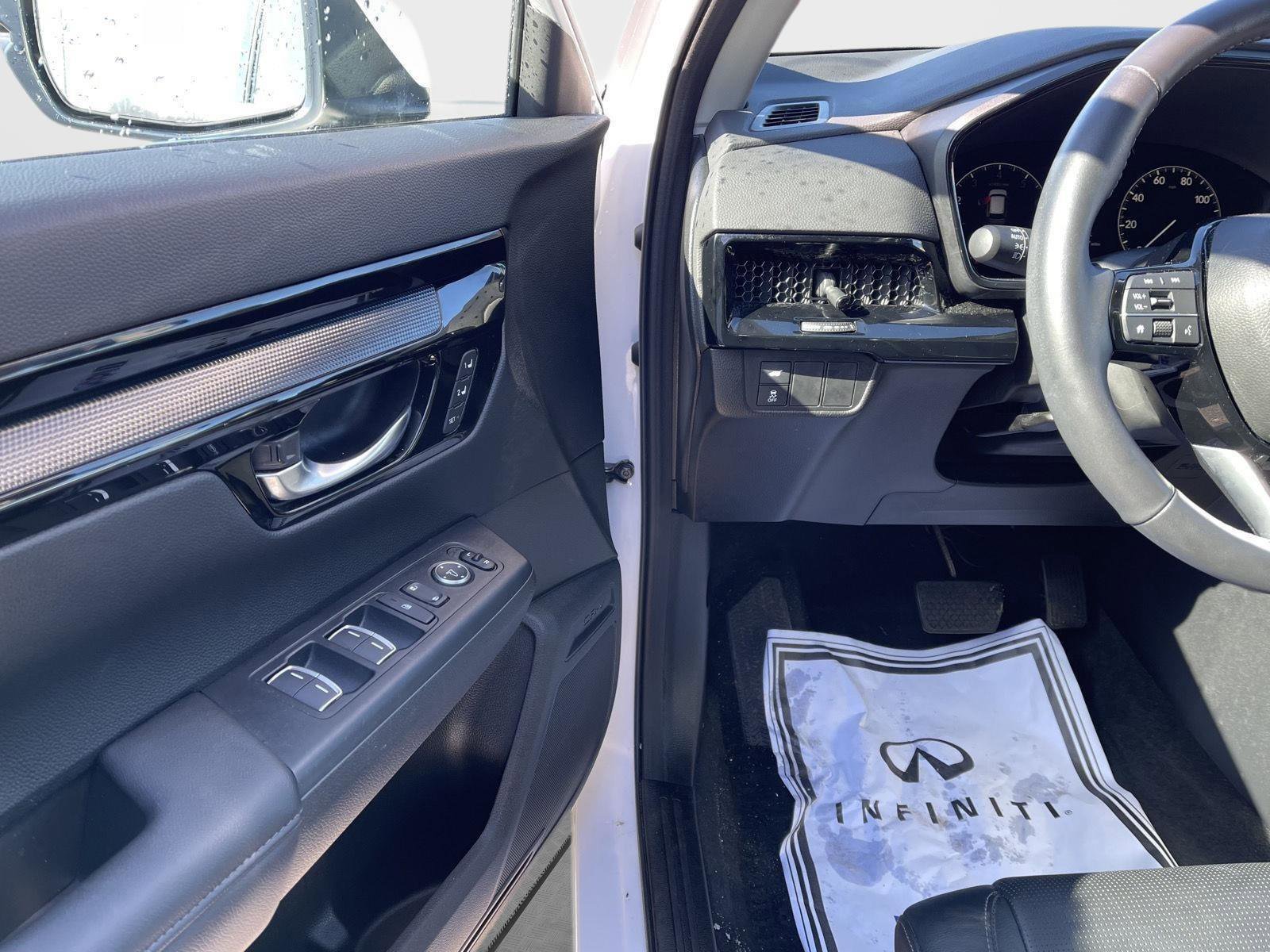 Used 2025 Honda CR-V EX-L image 2