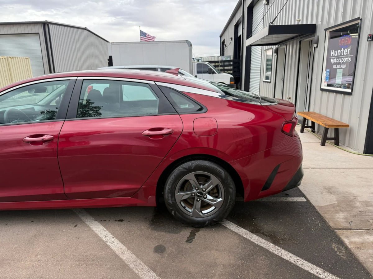 Used 2022 Kia K5 LXS FWD image 4