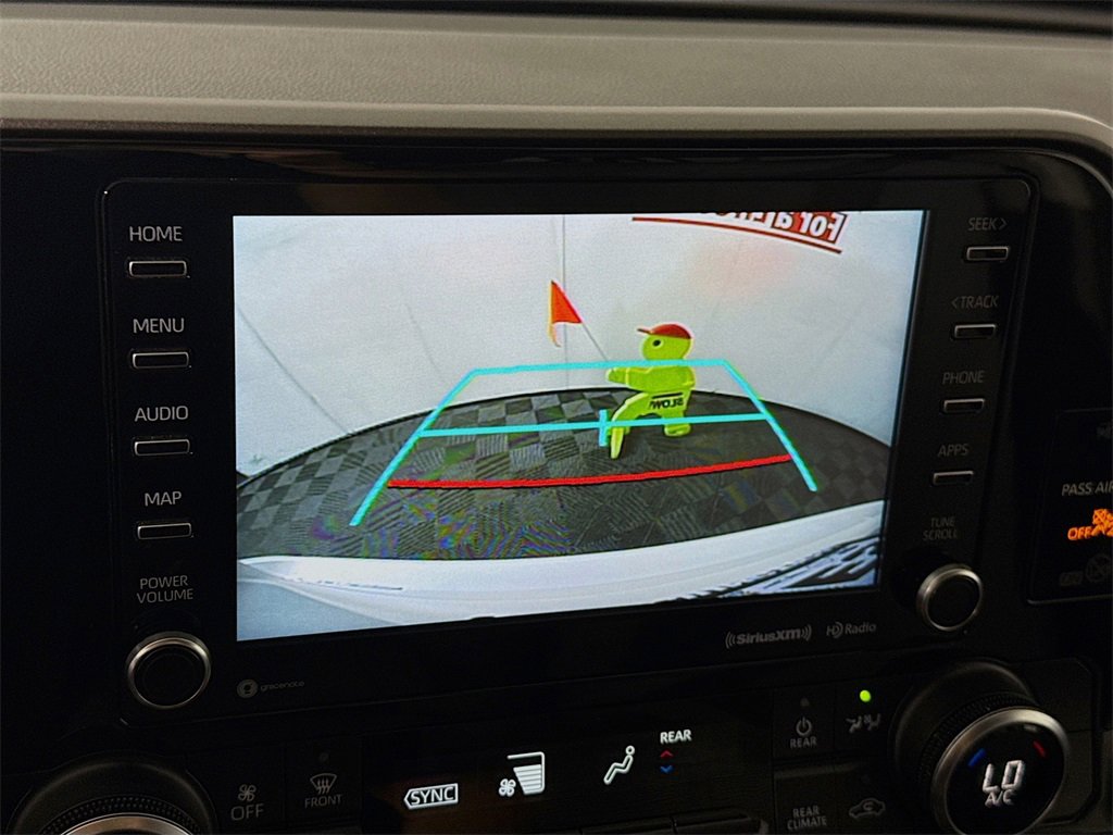 Certified 2020 Toyota Highlander LE image 7