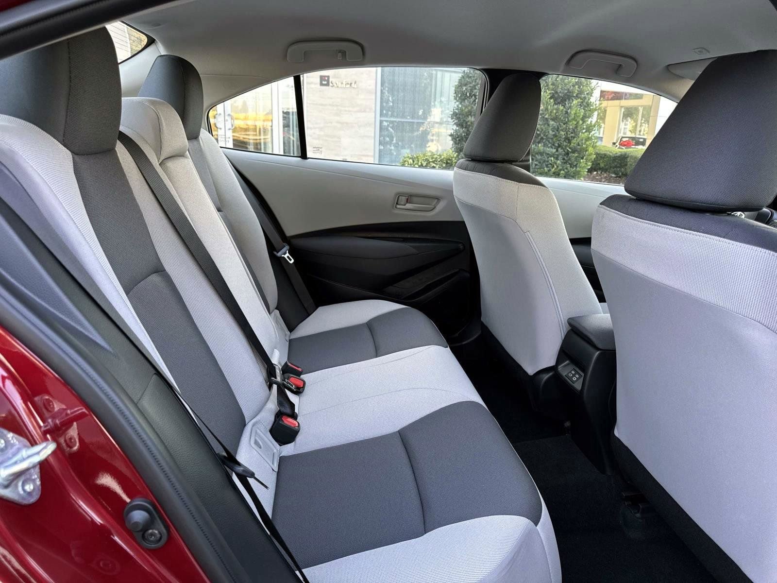 Used 2026 Toyota Corolla LE image 19