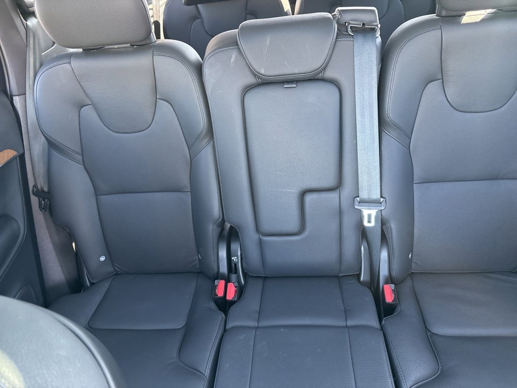Certified 2023 Volvo XC90 B6 Plus image 29