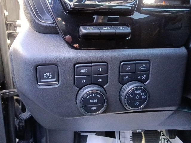 Used 2023 Chevrolet Silverado 1500 ZR2 w/ Technology Package image 17