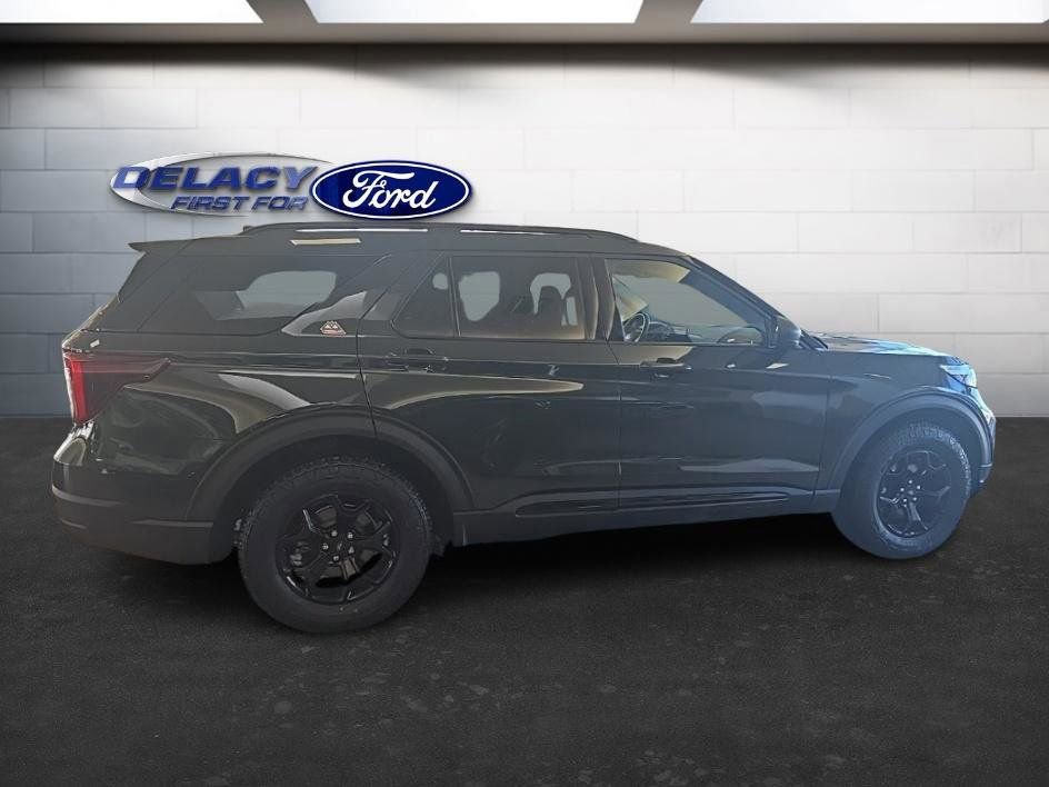 Used 2024 Ford Explorer Timberline image 6