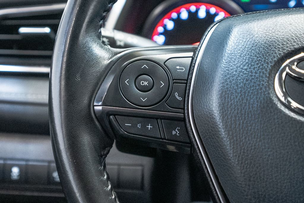 Used 2023 Toyota Camry XSE image 18