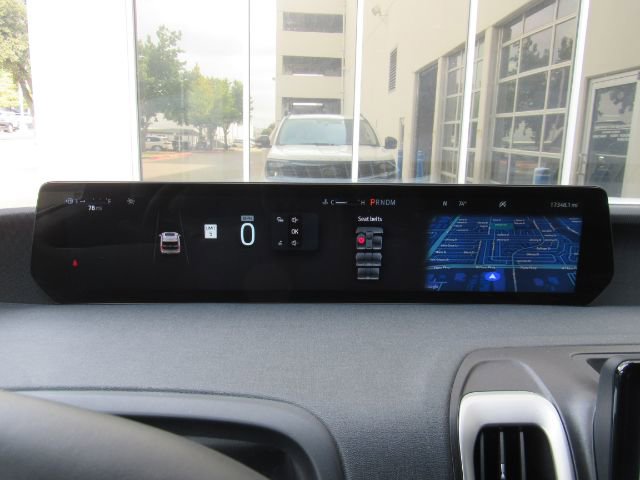Used 2025 Ford Expedition Active image 45