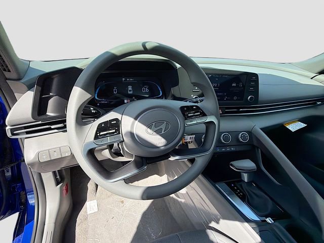 New 2026 Hyundai Elantra SE image 11