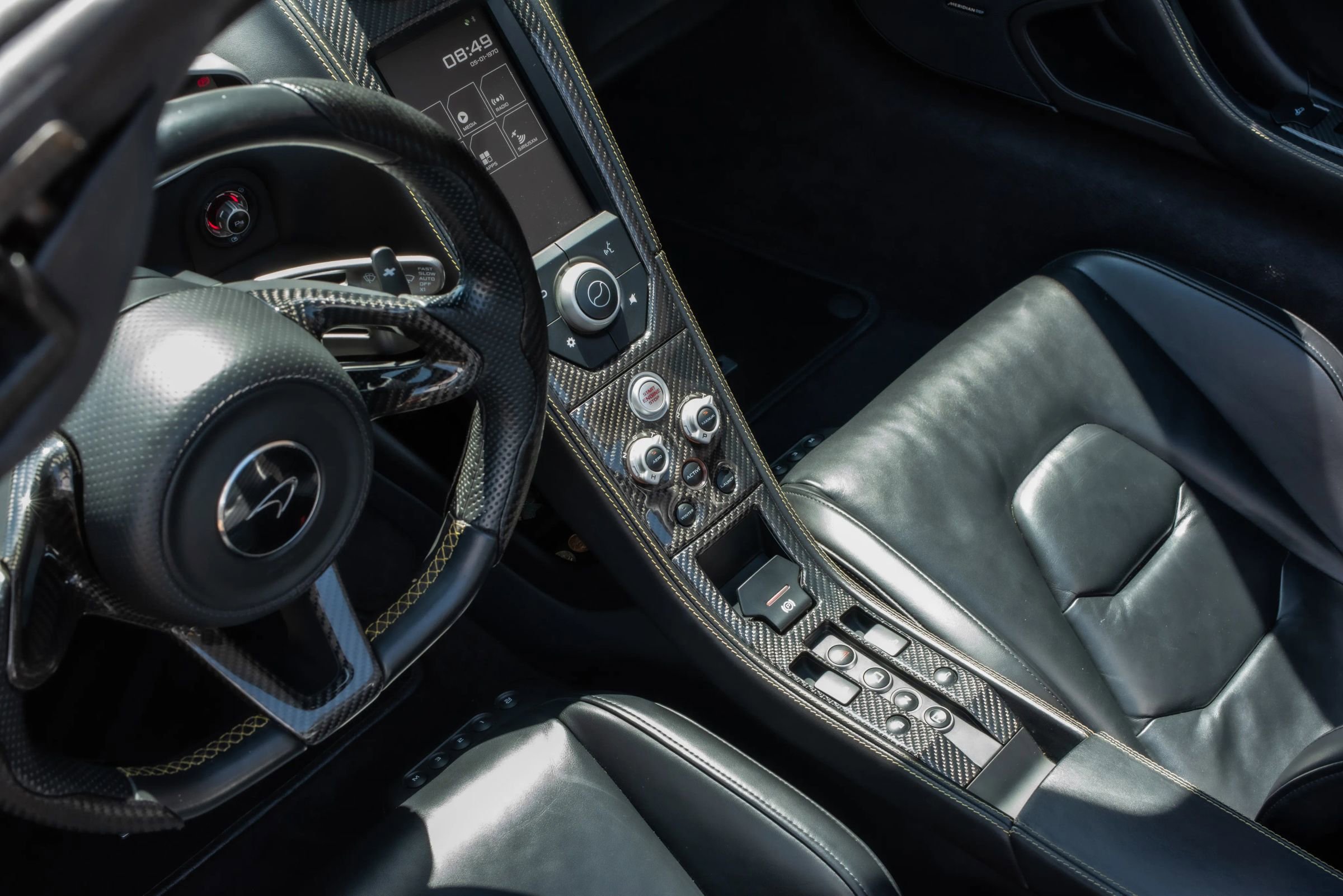 Used 2015 McLaren 650S Spider image 13