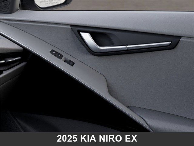 Certified 2025 Kia Niro EX image 25