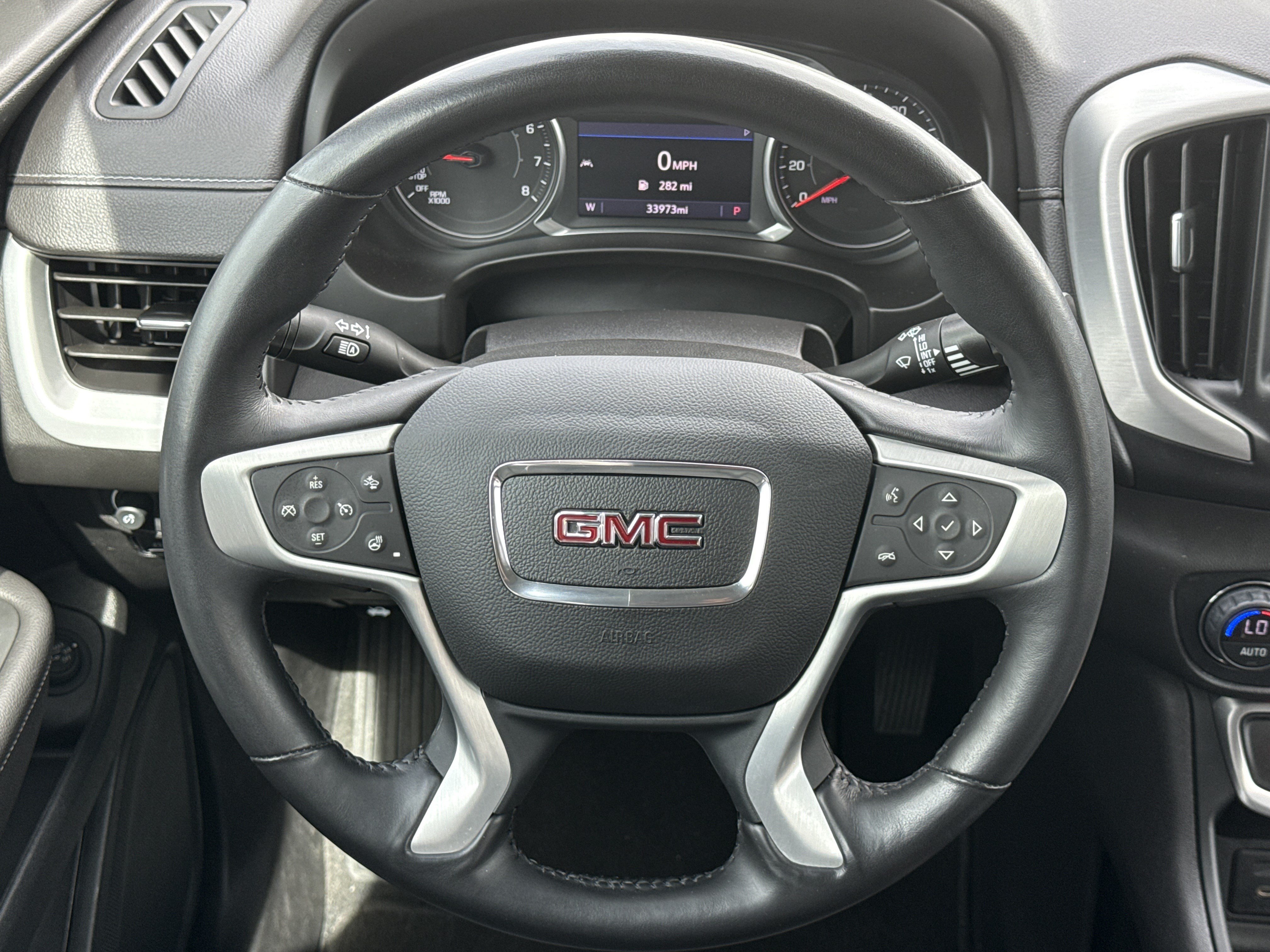 Used 2022 GMC Terrain SLT FWD image 18