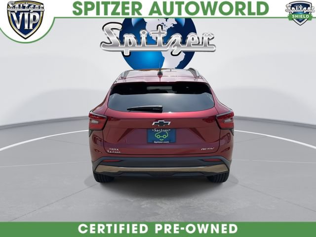 Certified 2024 Chevrolet Trax ACTIV w/ Driver Confidence Package FWD image 8