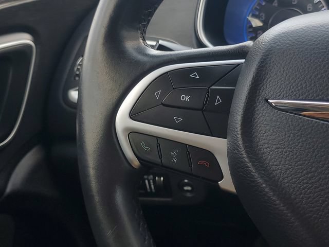 Used 2015 Chrysler 200 Limited w/ Convenience Group FWD image 21
