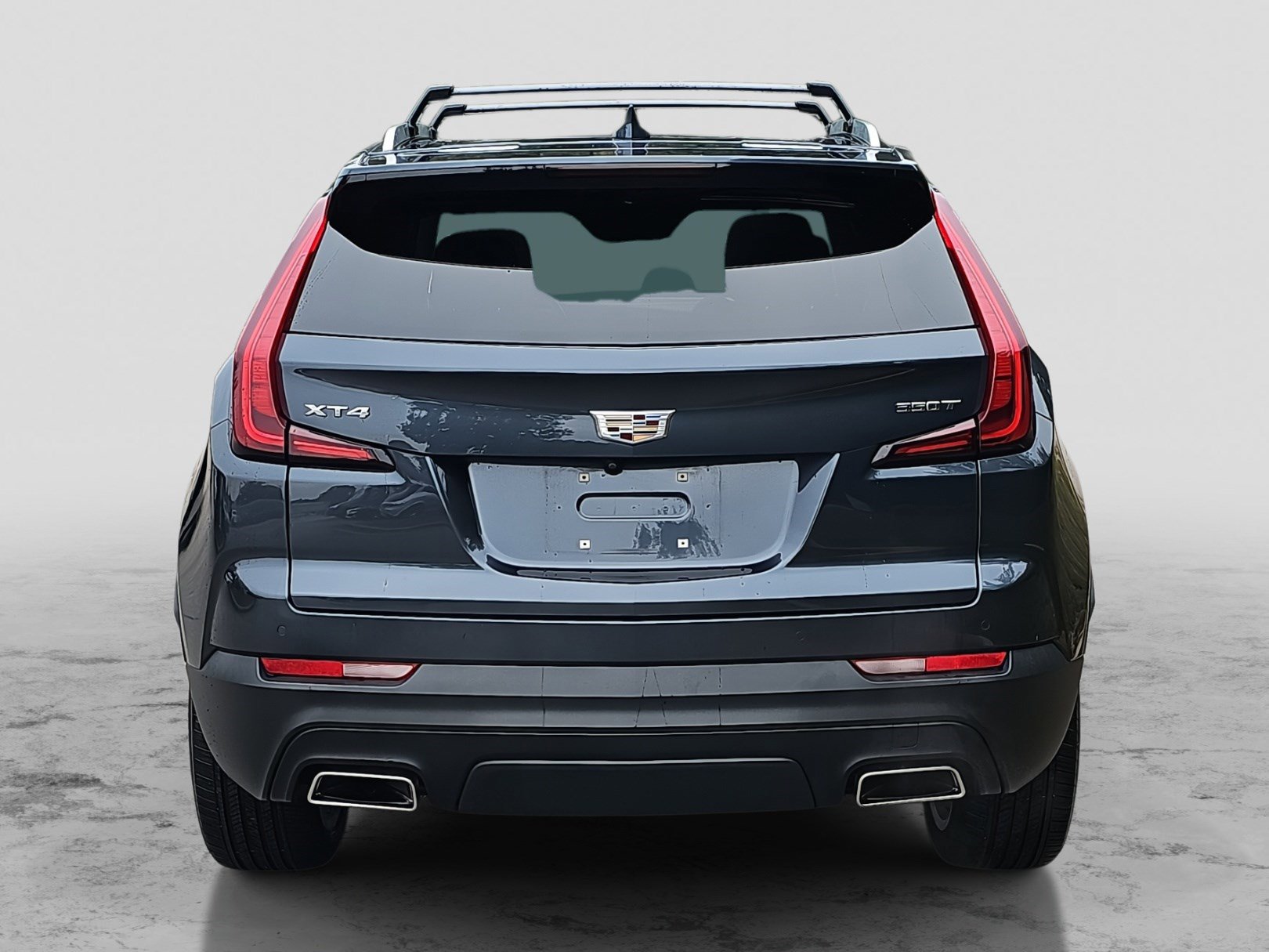 Used 2021 Cadillac XT4 Luxury w/ Cold Weather Package image 6