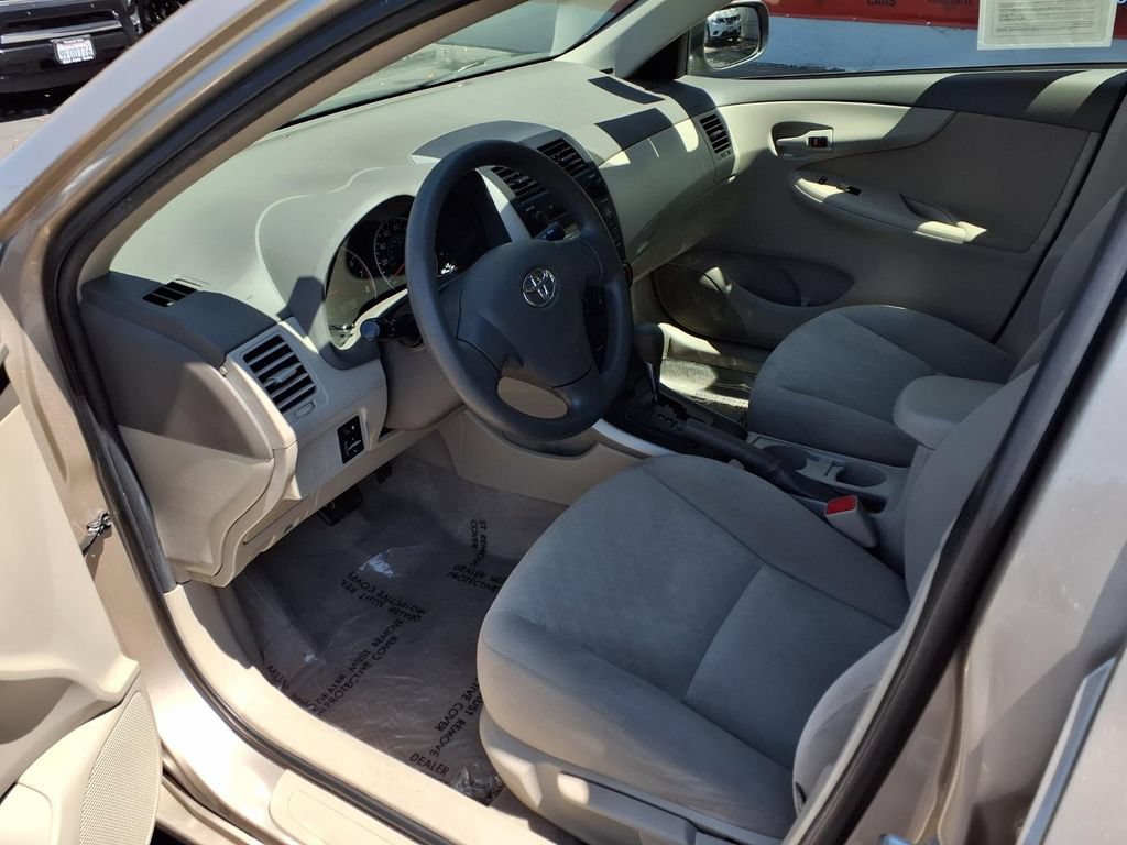 Used 2009 Toyota Corolla LE FWD image 15