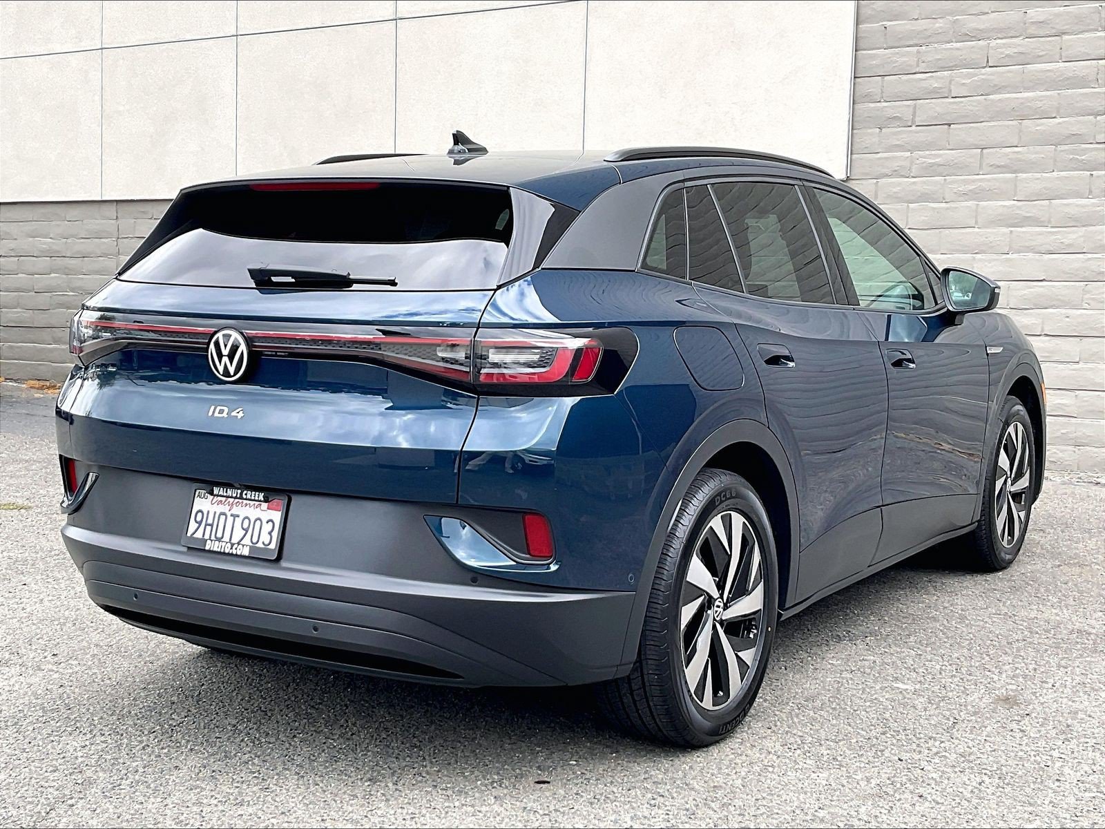 Certified 2023 Volkswagen ID.4 Pro RWD image 12