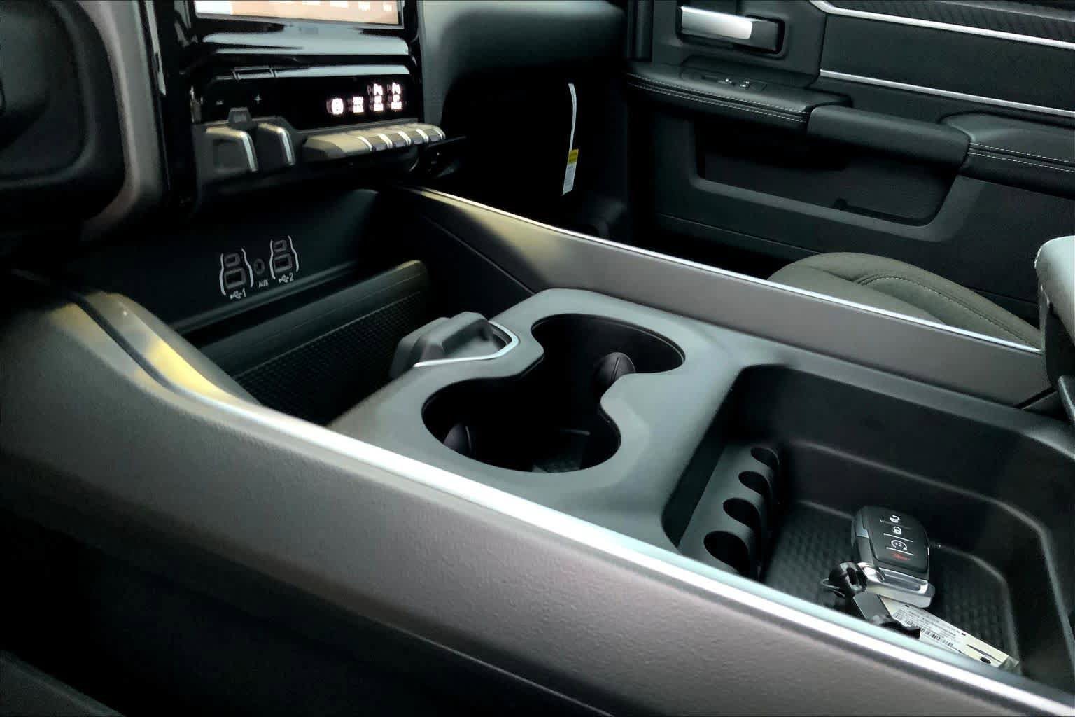 New 2026 RAM 3500 Lone Star AWD/4WD image 7