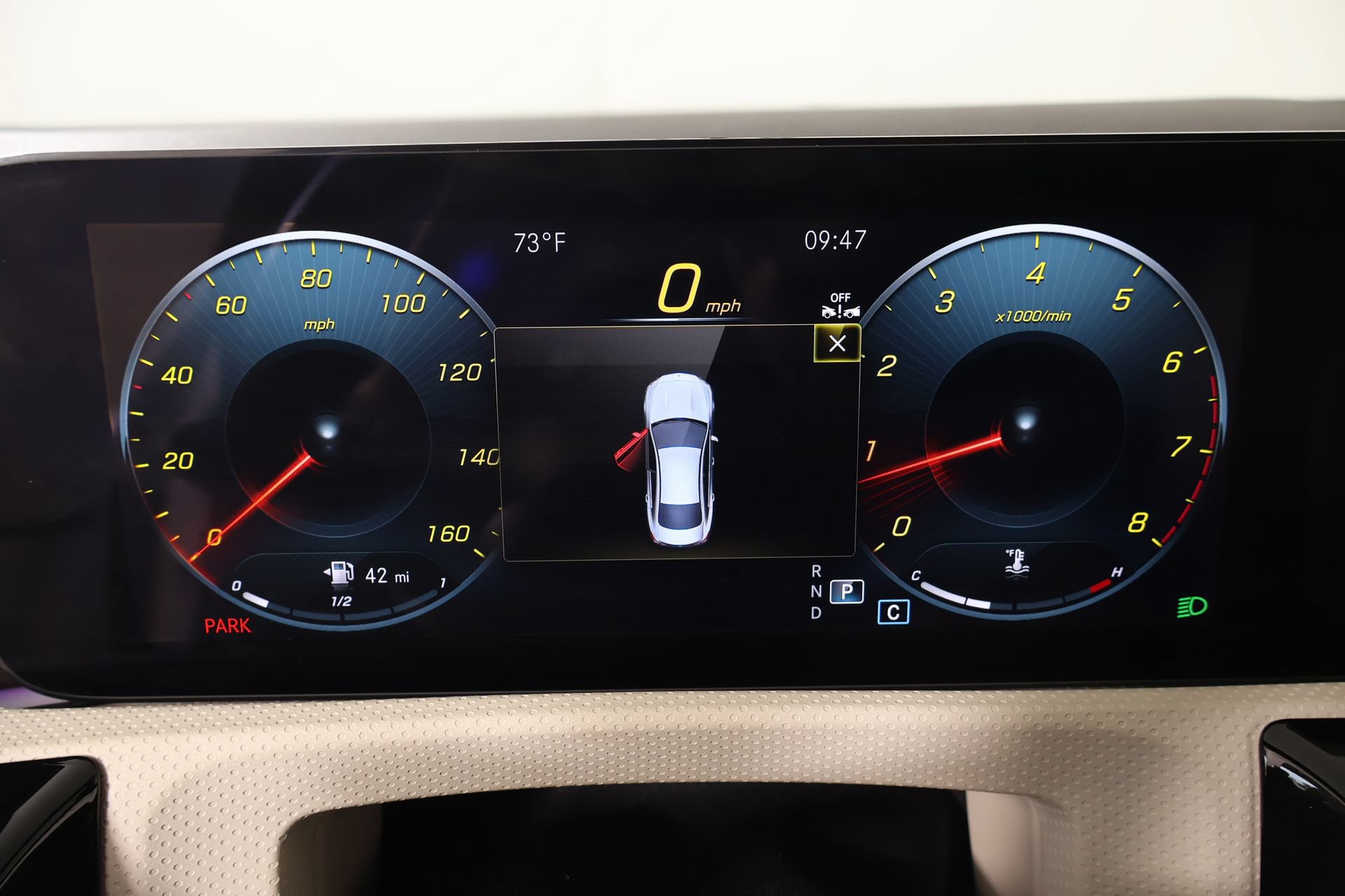 Used 2023 Mercedes-Benz CLA 250 4MATIC image 4