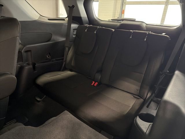 Used 2023 Ford Explorer XLT image 30