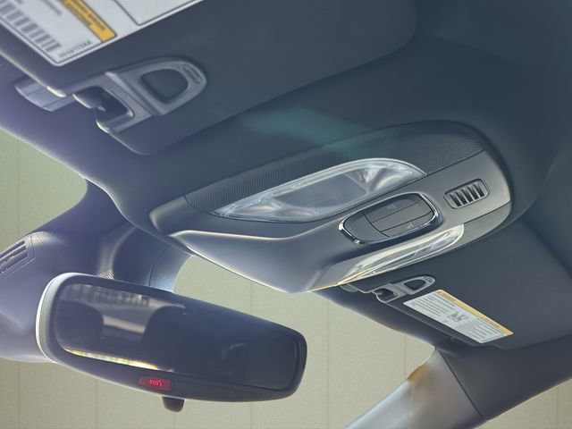 Used 2024 Jeep Compass Sport image 30