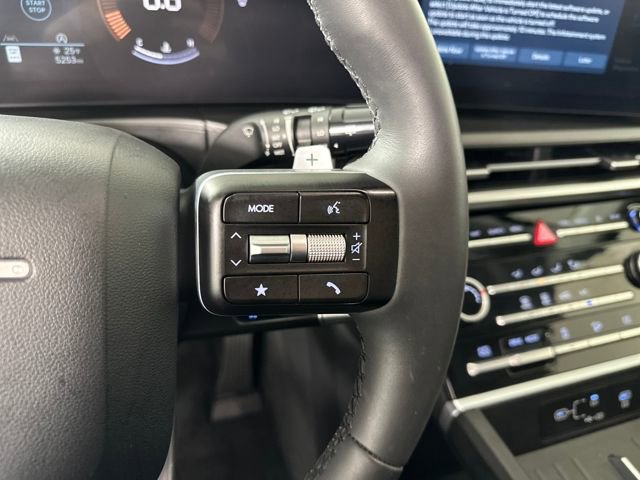 Used 2024 Hyundai Santa Fe SE image 16