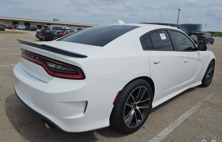 Used 2017 Dodge Charger R/T Scat Pack image 4
