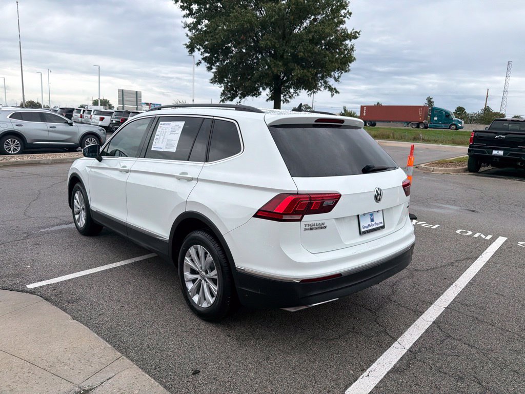 Used 2018 Volkswagen Tiguan SE w/ 3rd Row Seat Package AWD/4WD image 5