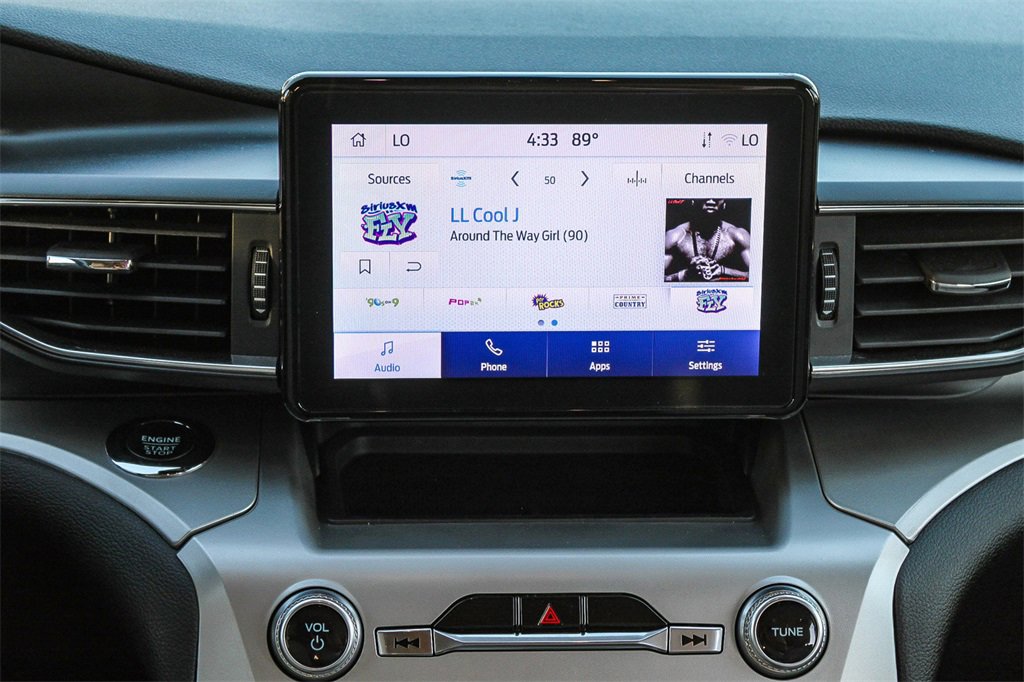 Used 2022 Ford Explorer XLT w/ Equipment Group 202A image 18