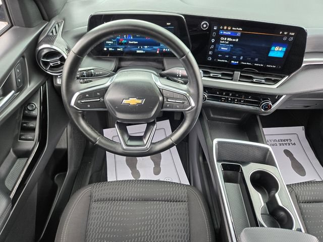 Used 2025 Chevrolet Equinox LT AWD/4WD image 18
