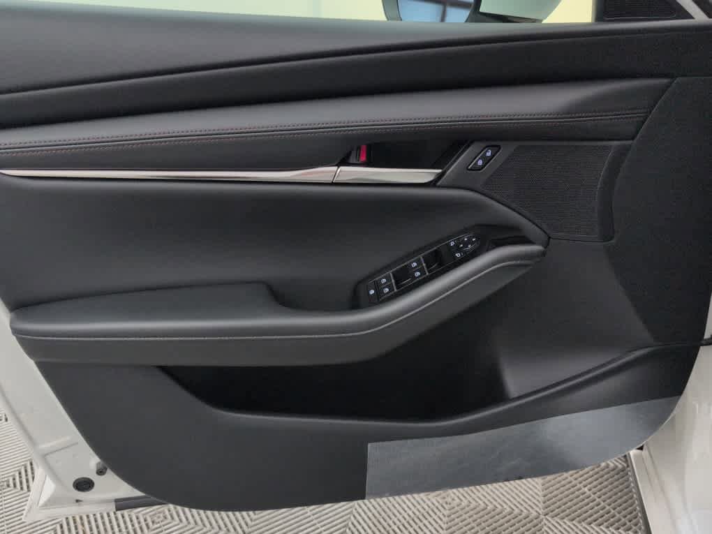 Used 2025 MAZDA MAZDA3 s FWD image 18