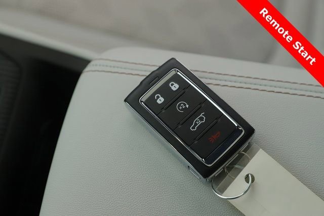 New 2026 Jeep Cherokee Overland image 3