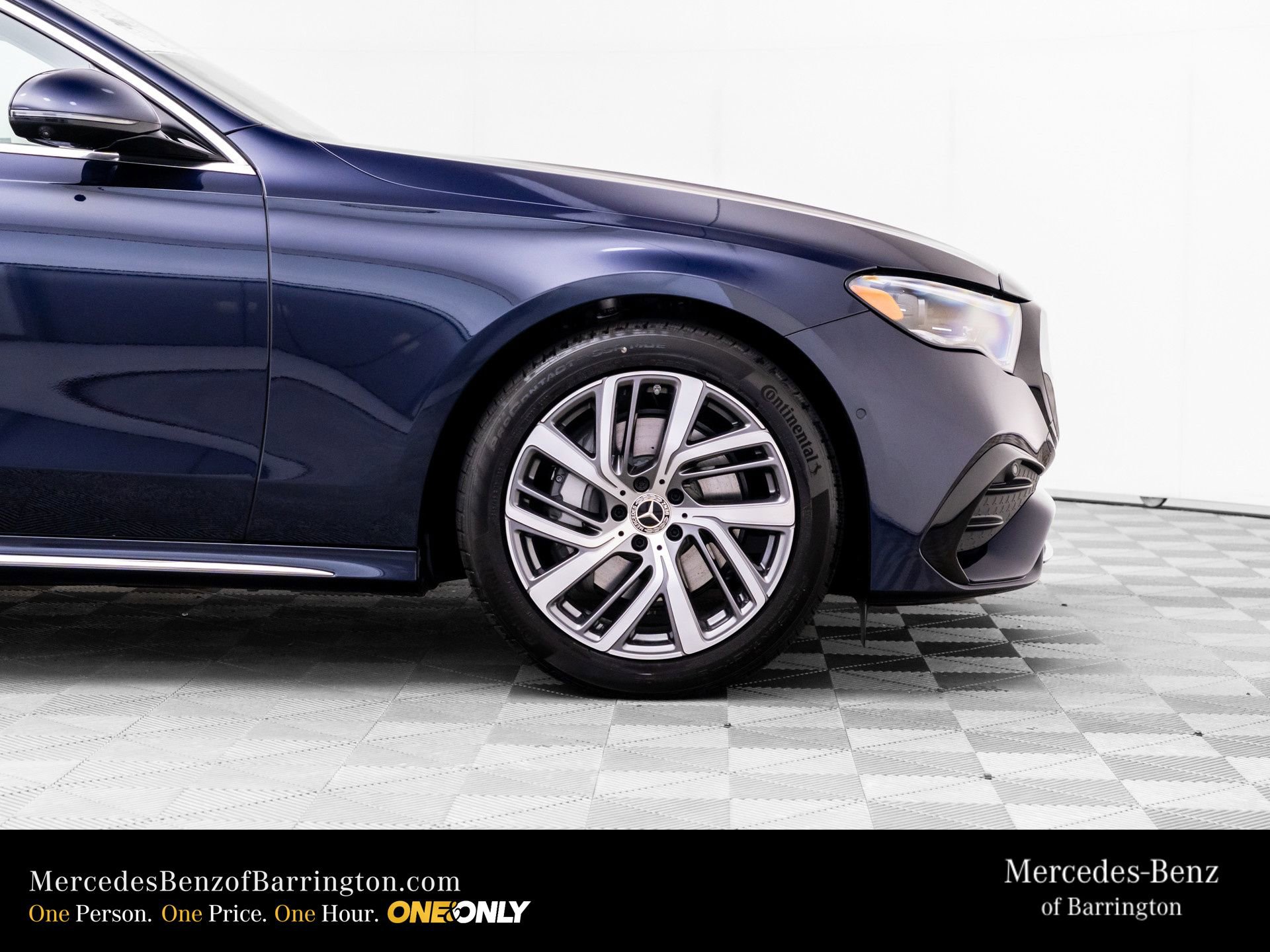 New 2026 Mercedes-Benz E 350 4MATIC Sedan image 40