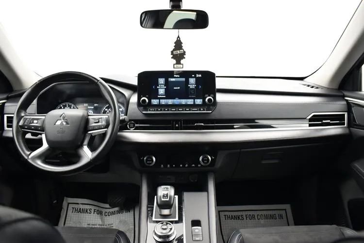 Used 2024 Mitsubishi Outlander Ralliart AWD/4WD image 19
