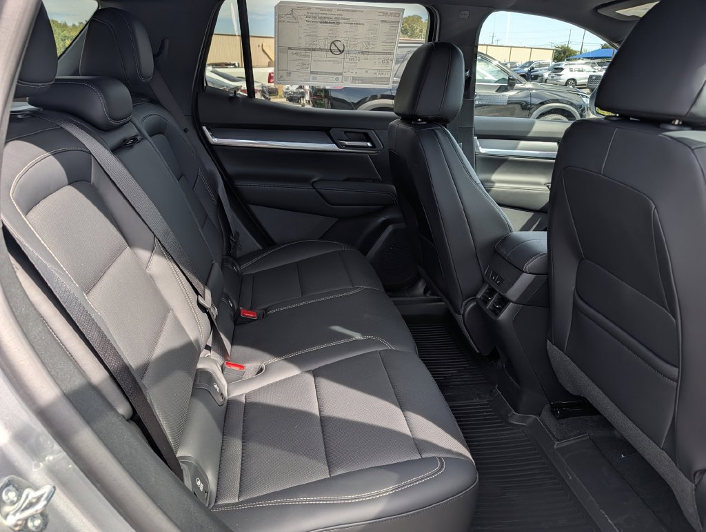 New 2027 GMC Terrain Elevation w/ Elevation Premium Package AWD/4WD image 29
